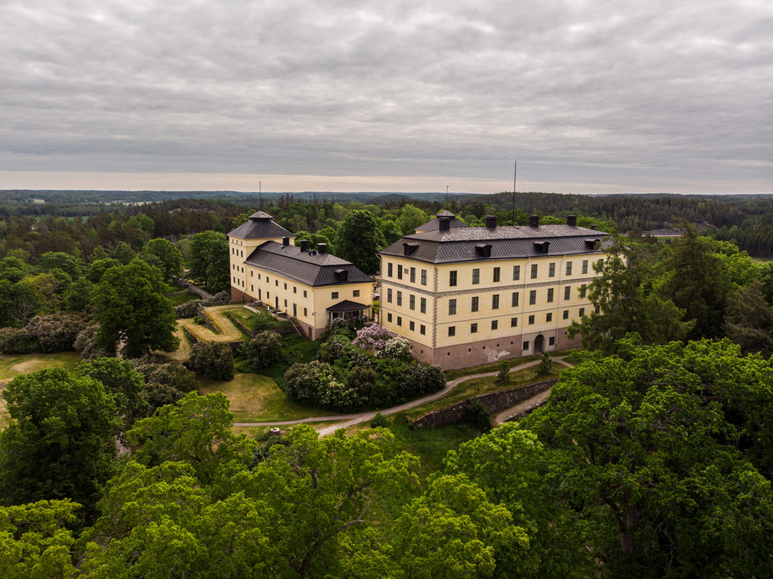 Drönarfoto på Löfstad slott.